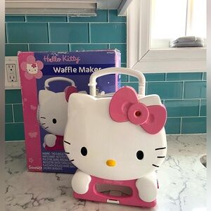 Vintage Hello Kitty Waffle Maker Excellent Condition 2004 with Original Box
